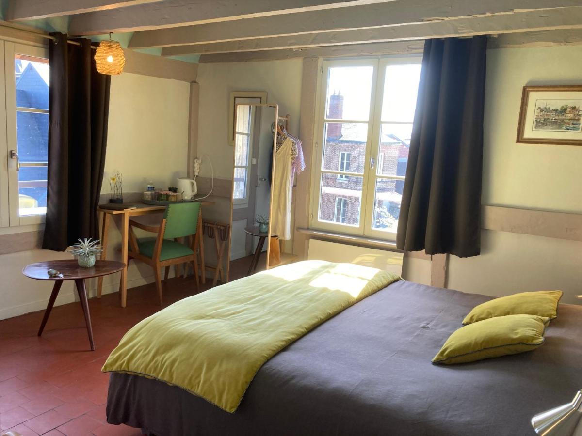 Chambres Chez L'Habitant Capucine Honfleur Exterior photo