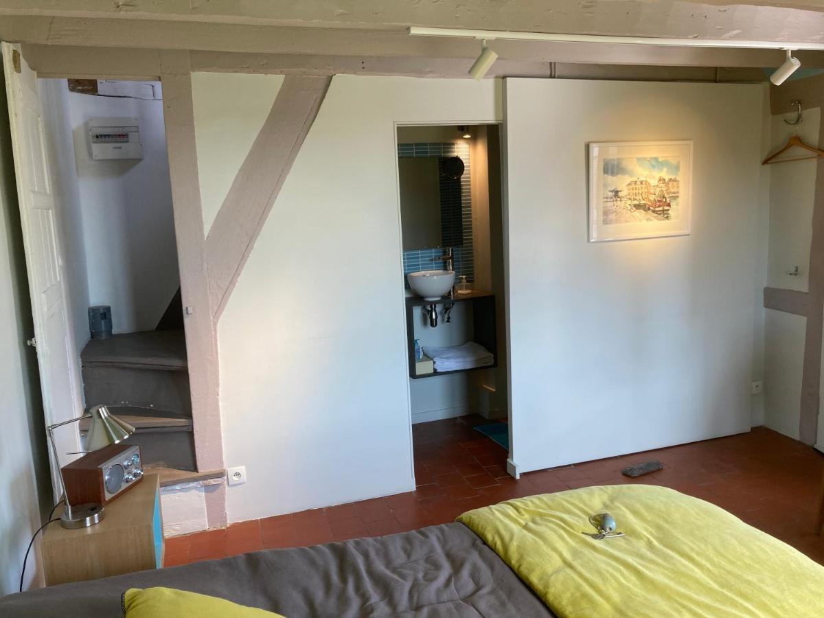 Chambres Chez L'Habitant Capucine Honfleur Exterior photo